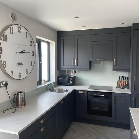 21 Victoria, * Kilkee